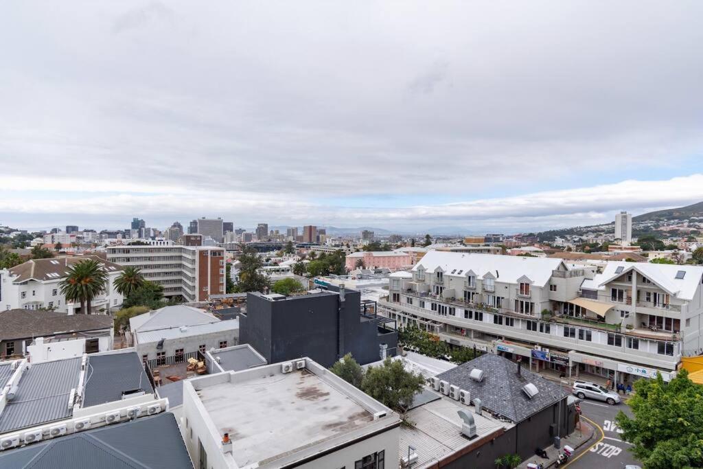 One Bedroom Oasis - Kloof Street Apartment