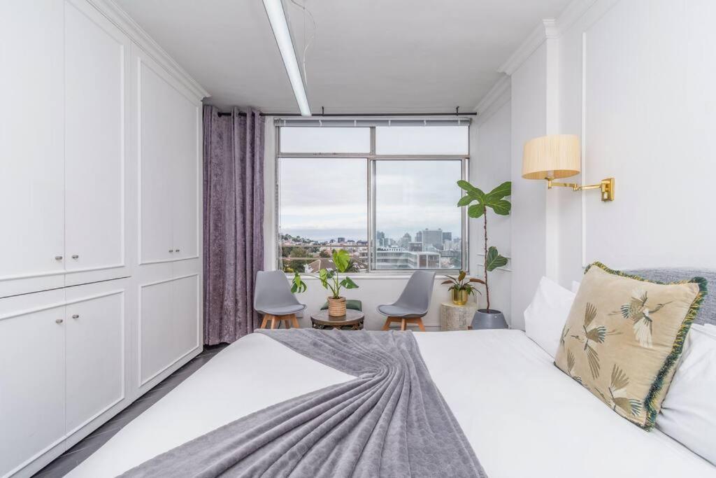 Apartment One Bedroom Oasis - Kloof Street *